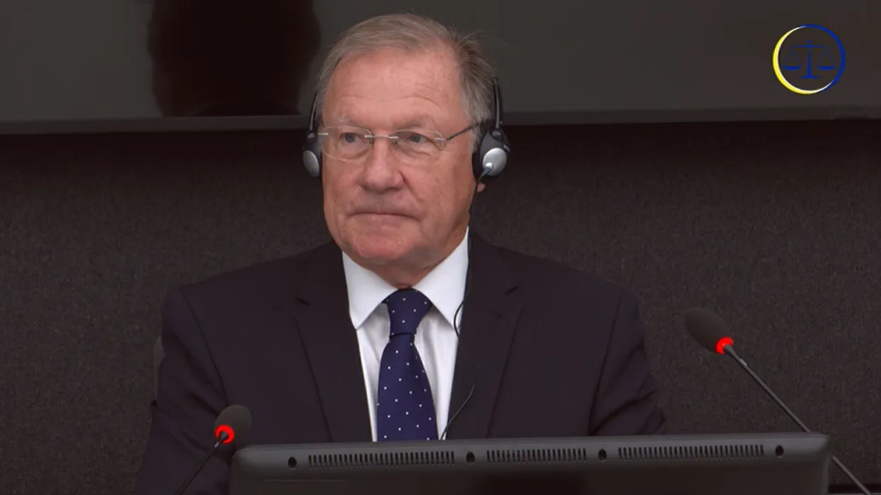 Ish-këshilltari i Clark zbulon detaje të reja në dëshminë e tij në Hagë dje