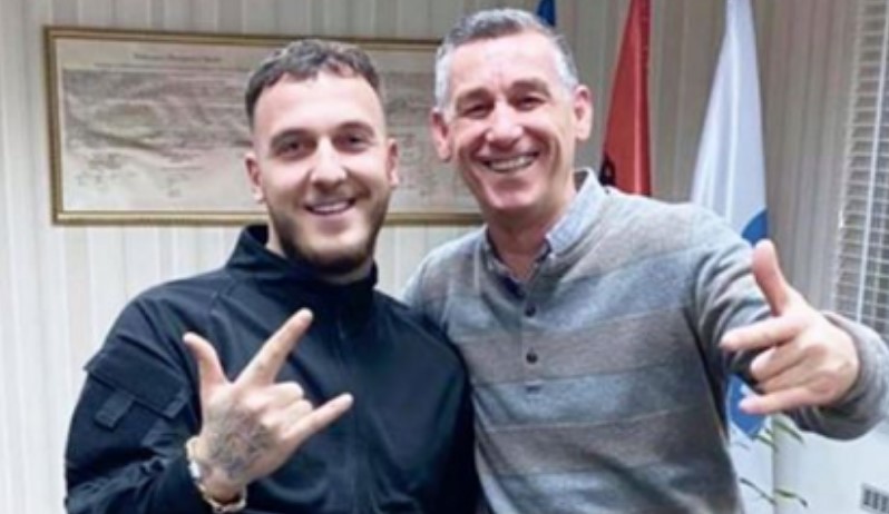 Mozzik përplaset me Lëvizjen Vetëvendosje: Zbuloni si Hekurani dhe Dimali ushtruan presion për ndalimin tim në aeroport