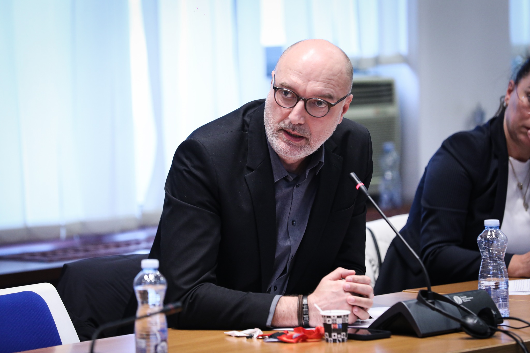 VV-ja dhe Strategjia e Bllokadës: Ymeri Akuzon për Përhapje të Bllokadës nga Qendra në Komuna