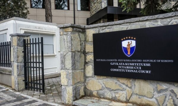 Gjykata Kushtetuese vazhdon shqyrtimin e kërkesës së Listës Serbe për nënkryetarët e Kuvendit nga radhët e pakicave.