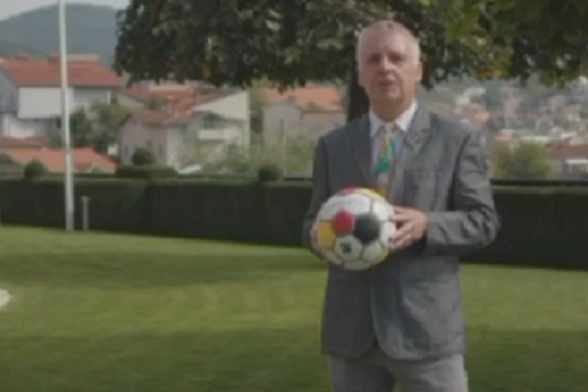 Rohde përcjell emocionet e largimit nga Kosova: Çdo gjë këtu do të më mungojë thellësisht