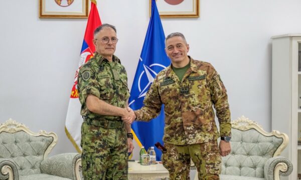 KFOR-i raporton për takimin e fundit të Barduanit me kreun e ushtrisë serbe në Beograd – detaje ekskluzive
