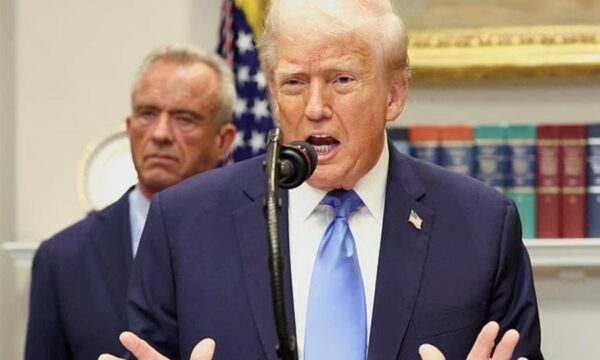 Trump apel prindërve: Shmangni përdorimin e paracetamolit për fëmijët tuaj