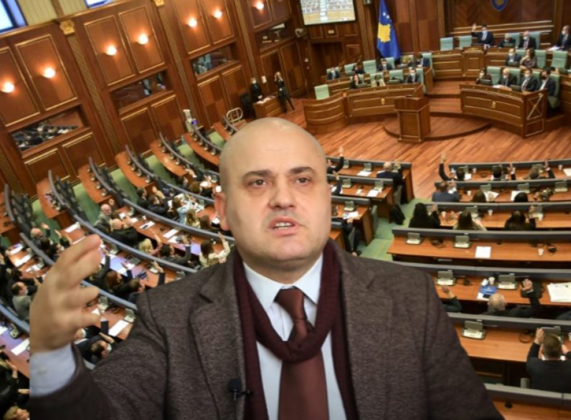 Haxhi Avdyli i entuziazmuar nga fotografia e Osmanit me Trumpin, kritikon analistët: Mercenarë pro-serbë që urrejnë Kosovën