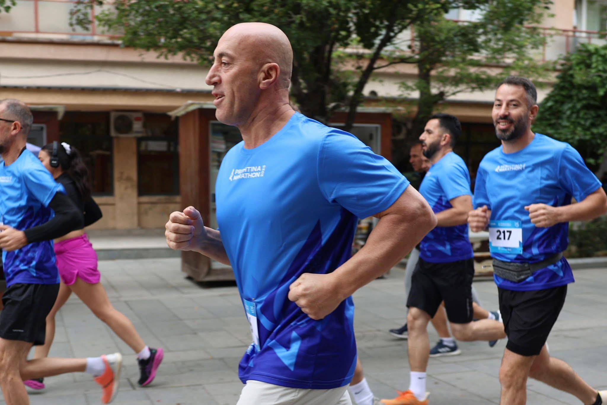 Ramush Haradinaj sfidon veten në Maratonën e Prishtinës 2025