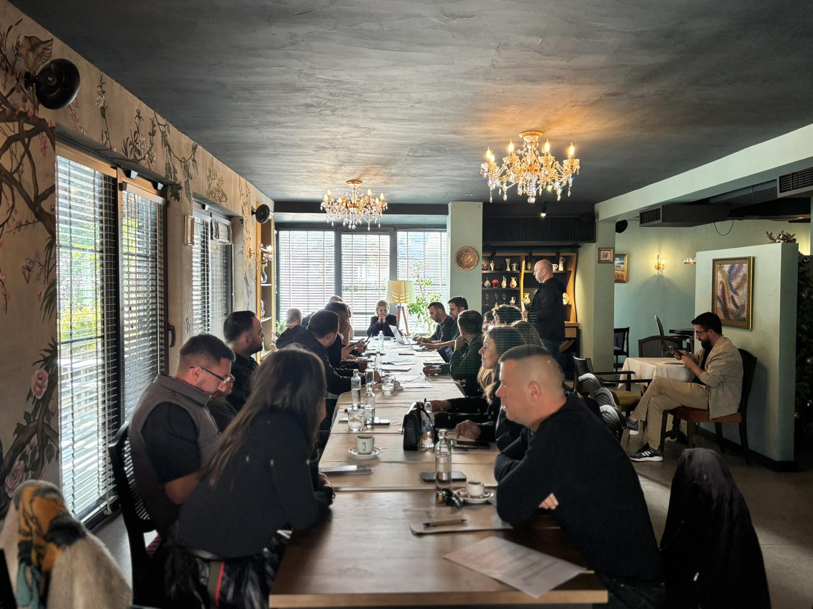 KMShK: BIRN akuzohet për raportim të pasaktë kundër Arsim Halilit, dy shkelje të Kodit të Etikës