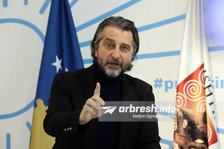 Rama kritikon vonesat politike në projektet e Prishtinës