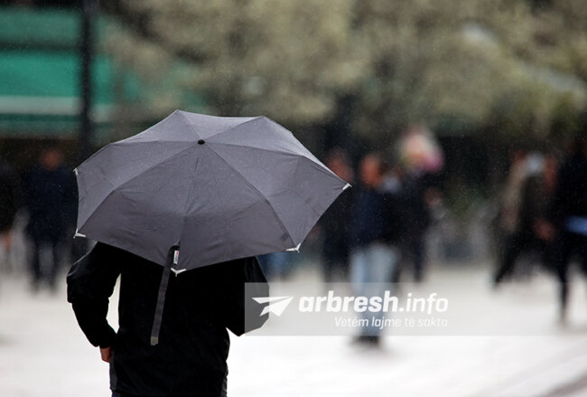 Reshje dhe temperatura të ulëta sot në Shqipëri