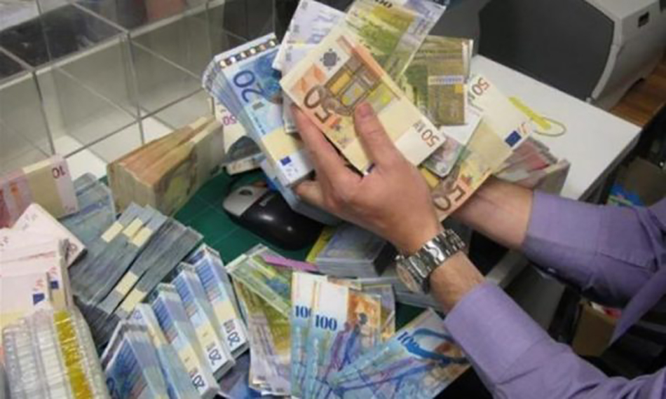 Diaspora ndihmon ekonominë e Kosovës me mbi 1.3 mld euro në 2024