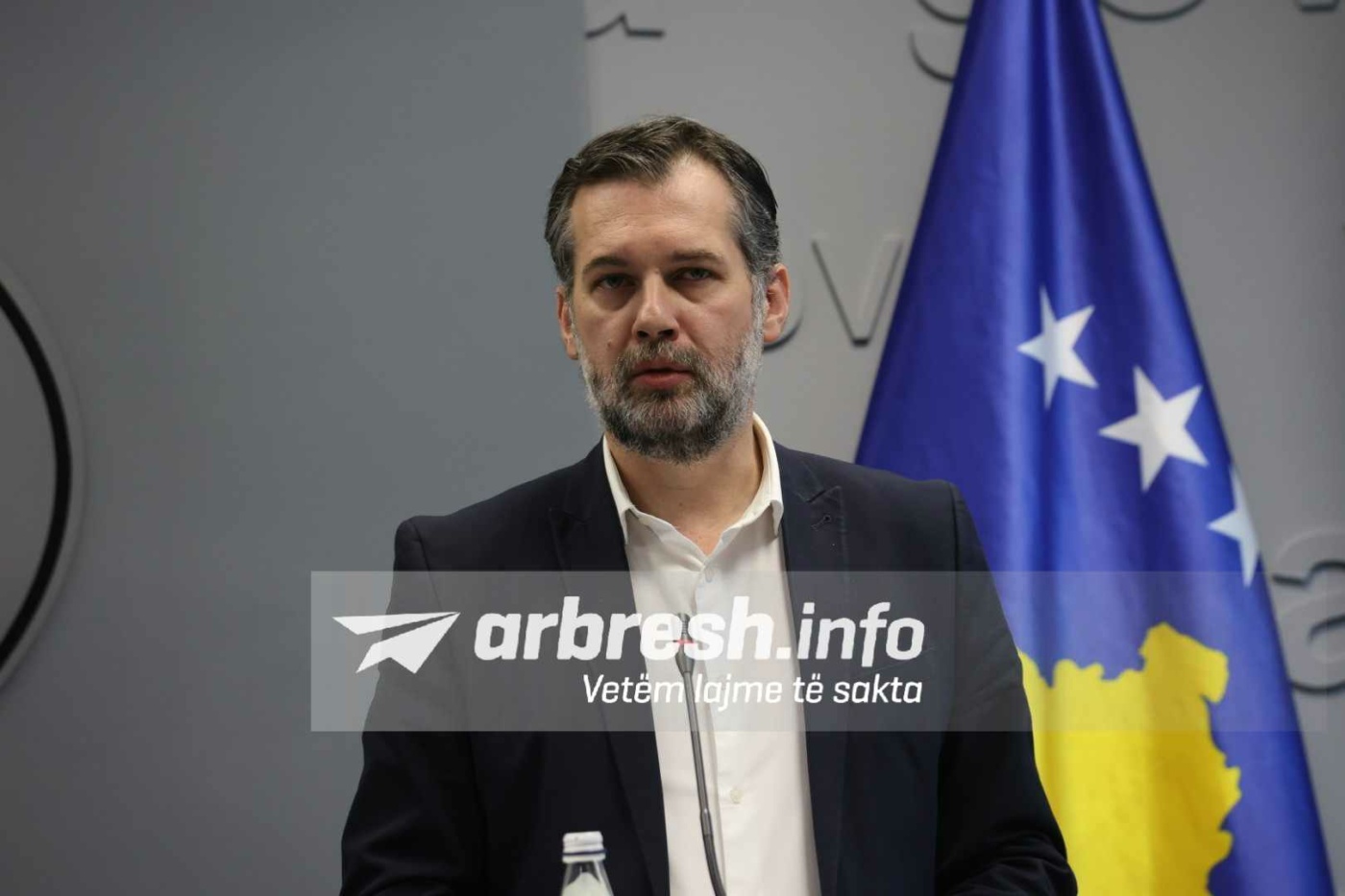 Ministri Çeku inspekton mundësitë turistike në Prishtinë