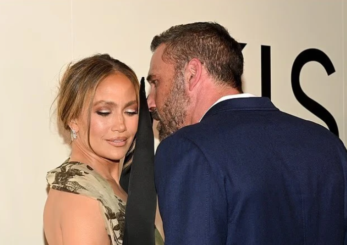 Jennifer Lopez dhe Ben Affleck në premierën e filmit të ri