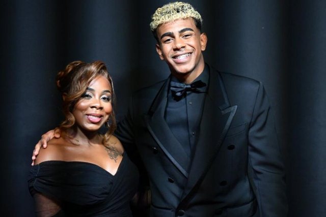 Mbrëmja e Bamirësisë: Nëna e Yamal Nuk është Organizatore