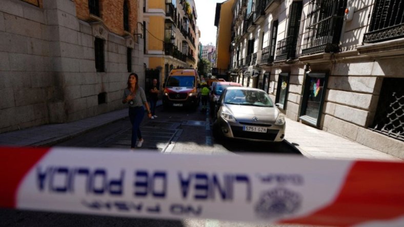 Ndërtesa gjashtëkatëshe shembet në Madrid, 2 të vdekur, 10 të plagosur