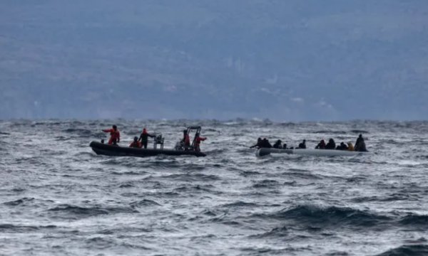 Katër viktima nga mbytja e varkës me emigrantë drejt Greqisë