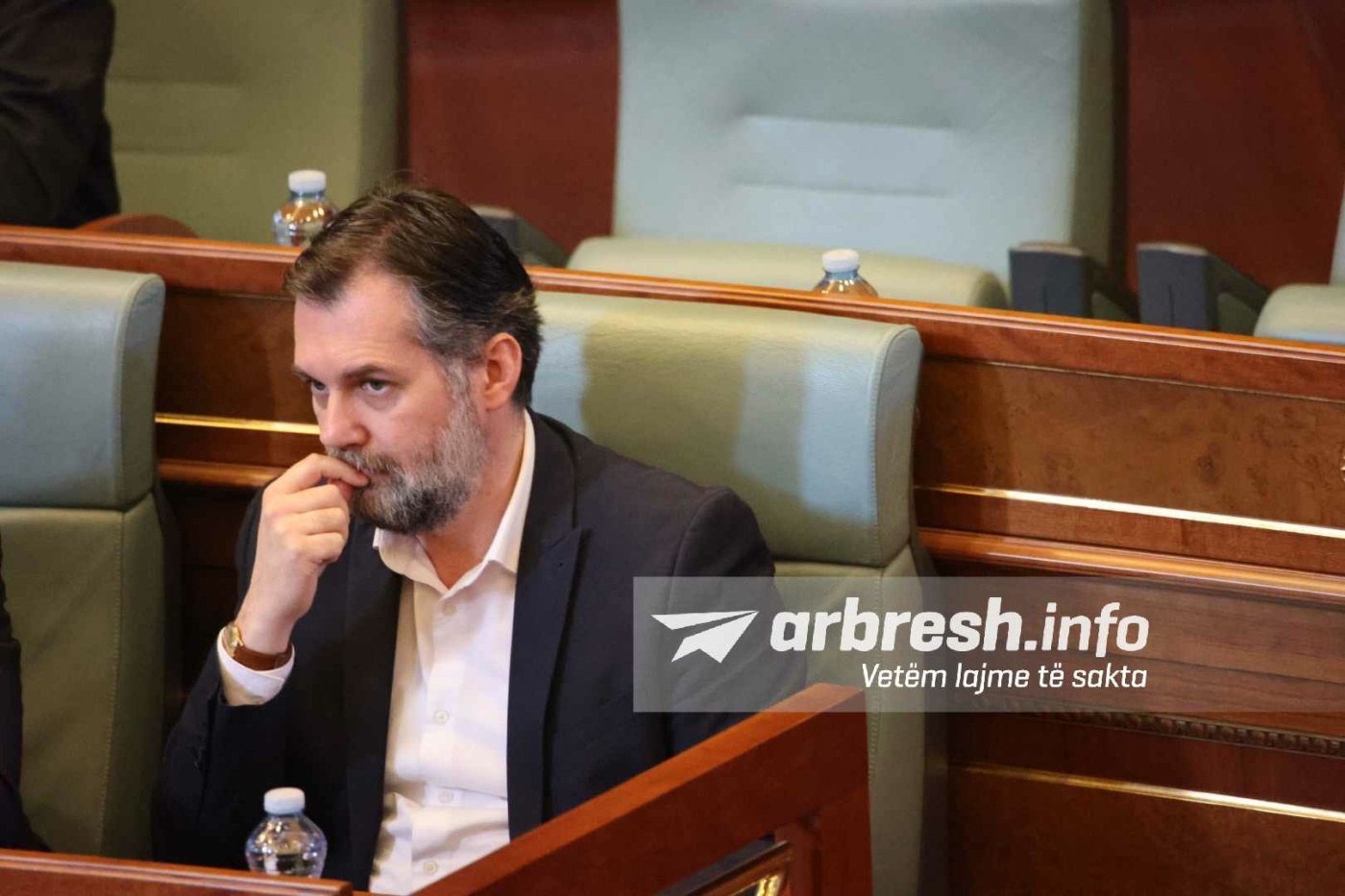 Çeku kritikon Ramën dhe Ismailin për ndikimin në Prishtinë