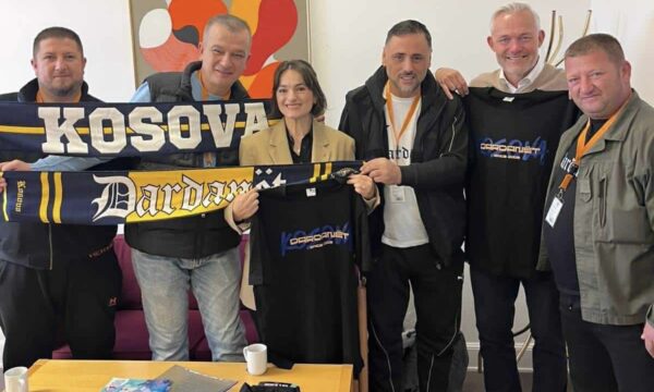 Kryetari i Goteborgut mirëpret ekipin e futbollit të Kosovës
