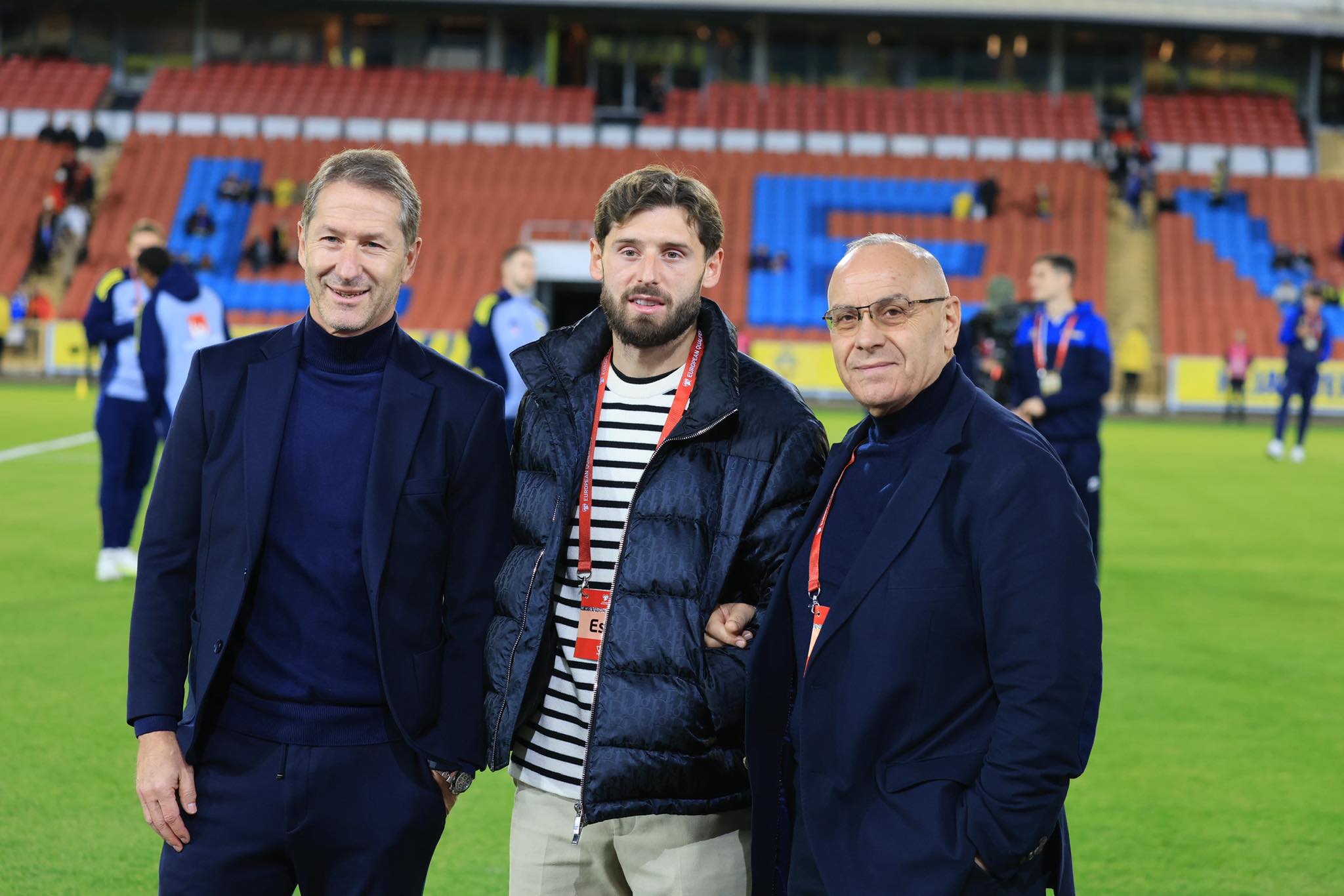 Arbër Zeneli mbështet Kosovën në ndeshjen kundër Suedisë