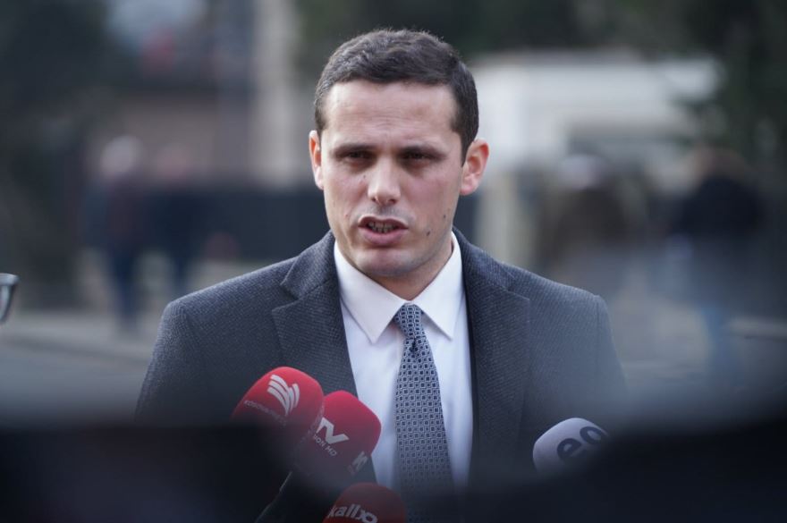 Tubimi “Unë jam UÇK”: Gruda thërret për unitet në Tiranë