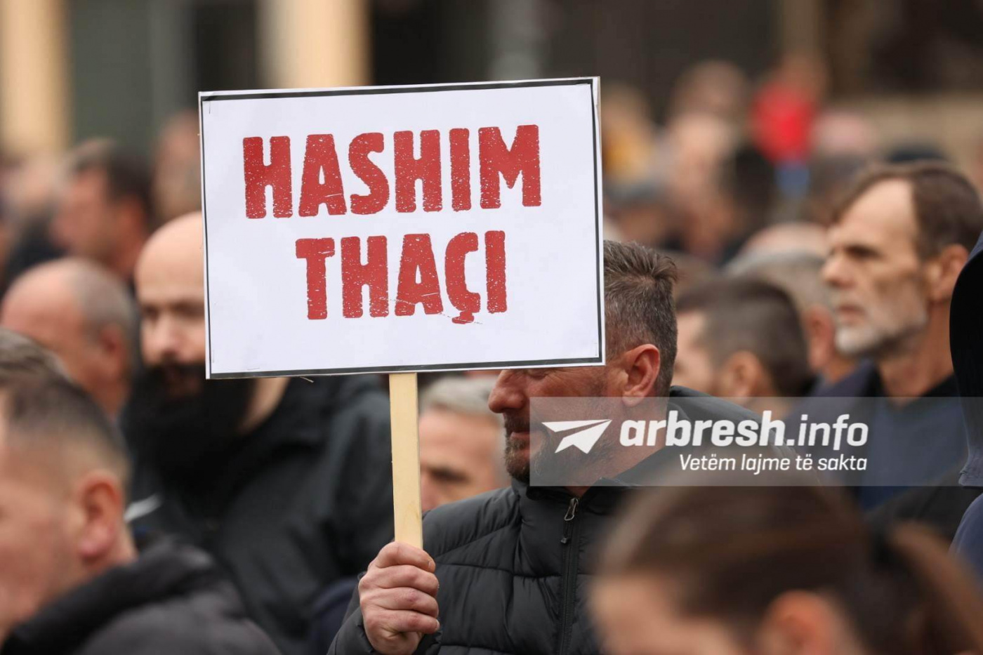 Protestë në Shkup për mbështetje të UÇK-së pas asaj në Tiranë