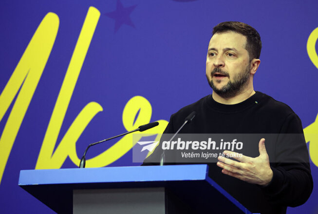 Zelensky: Rusia vazhdon sulmet me dronë dhe raketa në Ukrainë