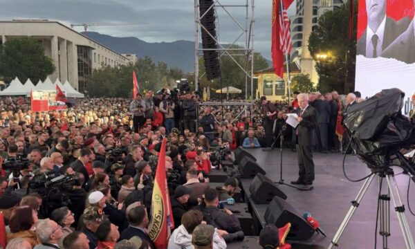 Ali Ahmeti: Disa mes nesh nxisin ndasi mes shqiptarëve