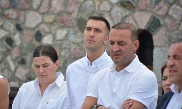 Daut Haradinaj në Tiranë: Kam 100 dëshmorë në oborrin tim