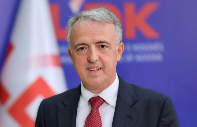 Hamiti kritikon Kurtin: Sanksionet ndaj Kosovës nuk janë sukses