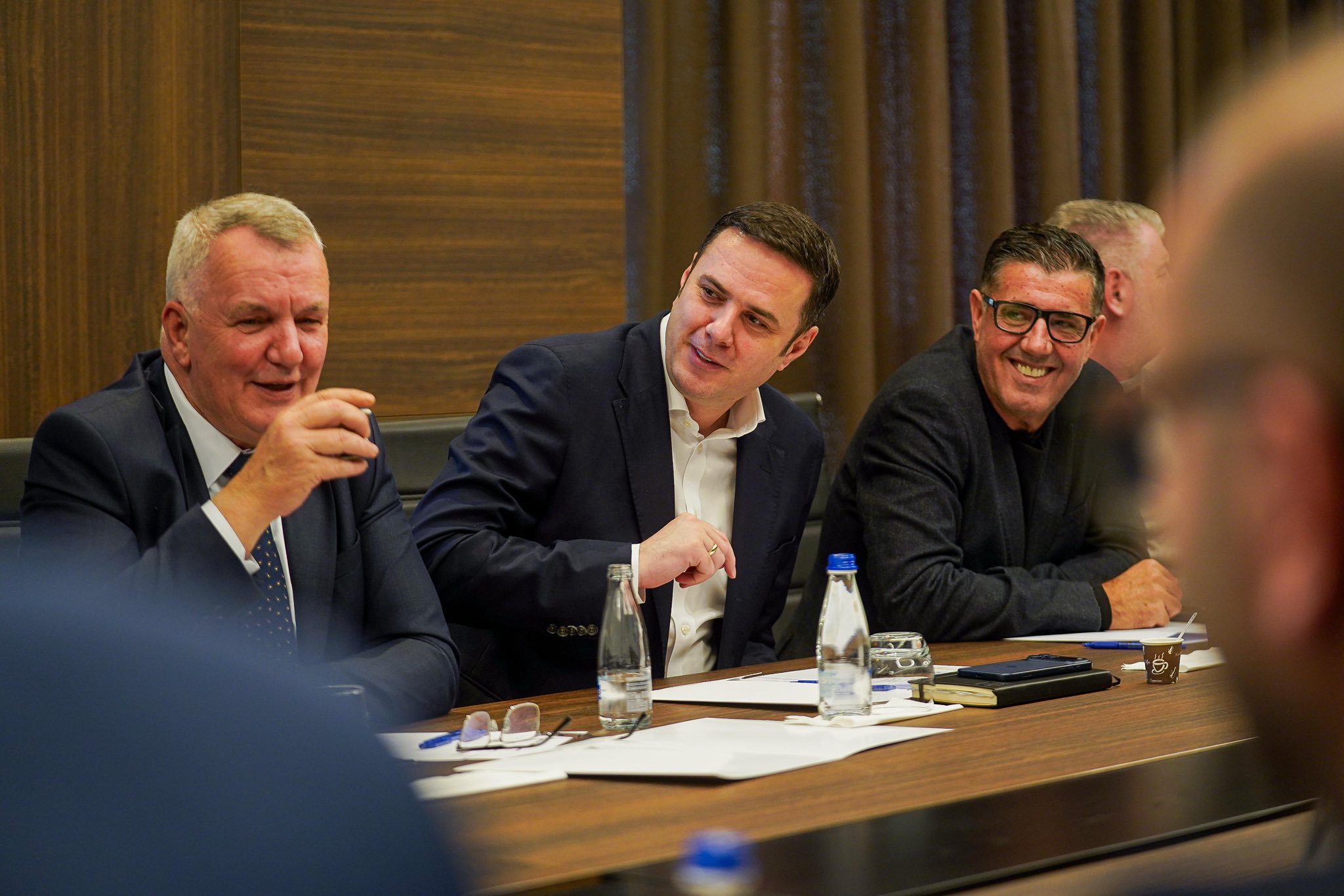 Abdixhiku: LDK synon fitore në shumicën e komunave në balotazh