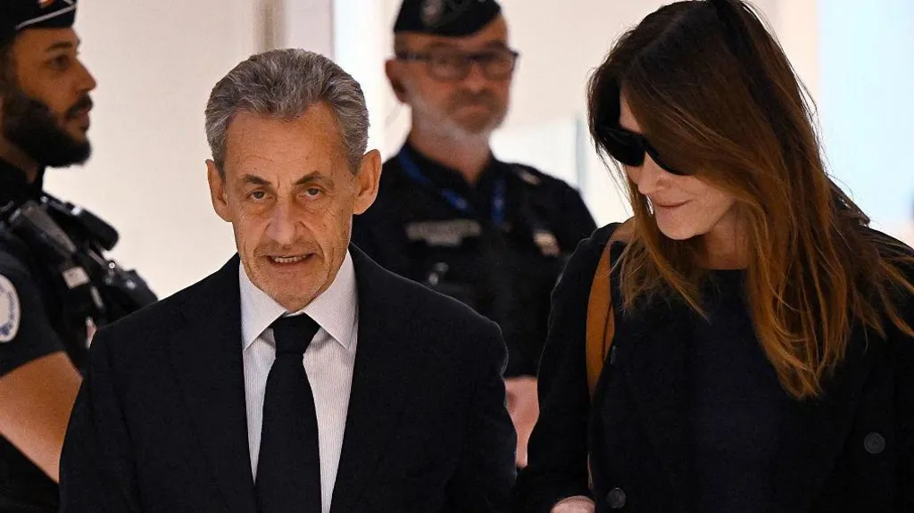 Ish-Presidenti Sarkozy dërgohet në burg për çështje sigurie