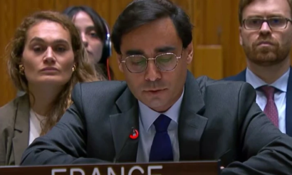 Franca kritikon lirinë e autorëve të Banjska, kërkon Asociacionin