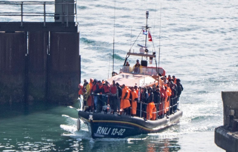 Kurti: Kosova e hapur për qendrën britanike të migrantëve