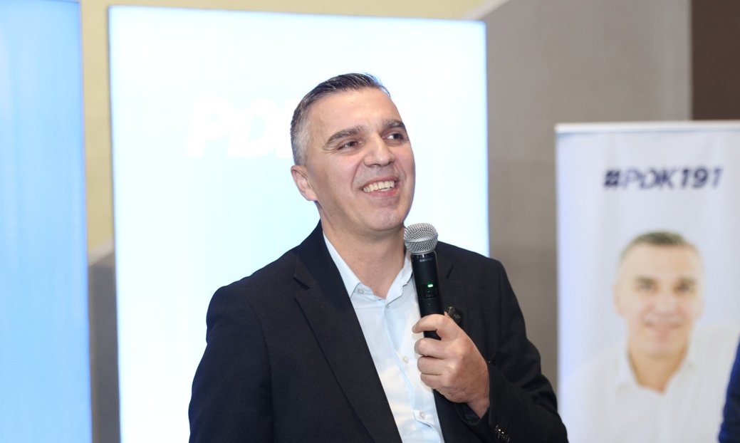 Tërnava i PDK-së: Takimet me LDK-në dhe VV-në ishin konsultative