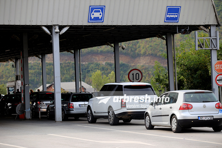 Kosova vonon zbatimin e Ligjit për të huajt dhe automjetet