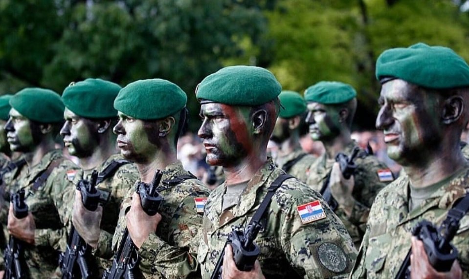 Kroacia planifikon rikthimin e shërbimit ushtarak të detyruar