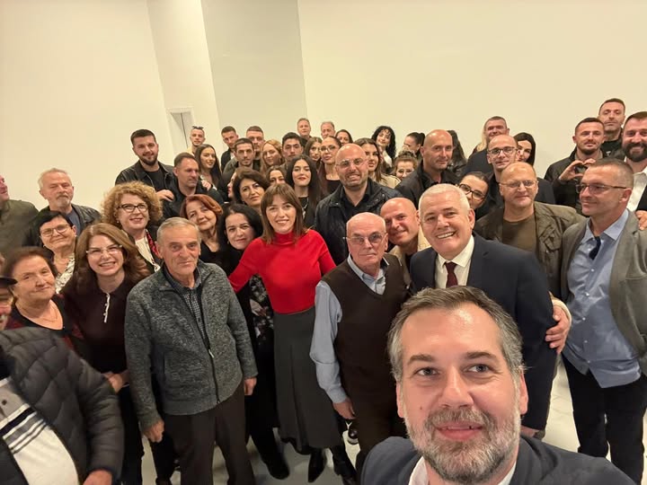 Hajrulla Çeku inaguron zyrën e Vetëvendosjes në Arbëri