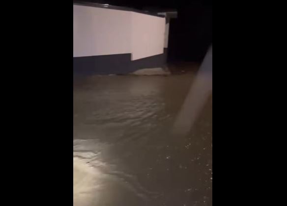 Rreshjet intensive të shiut shkaktojnë përmbytje në Prizren