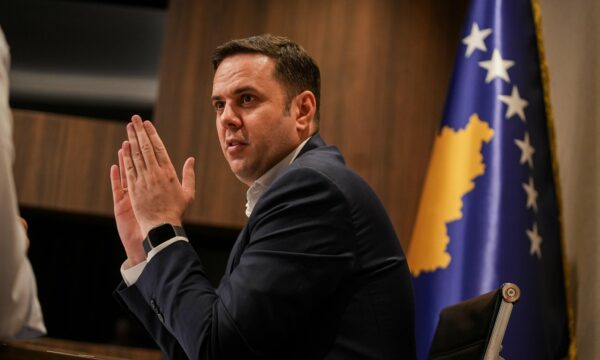 Abdixhiku reagon ndaj Kurtit: LDK-ja ruan pavarësinë e saj