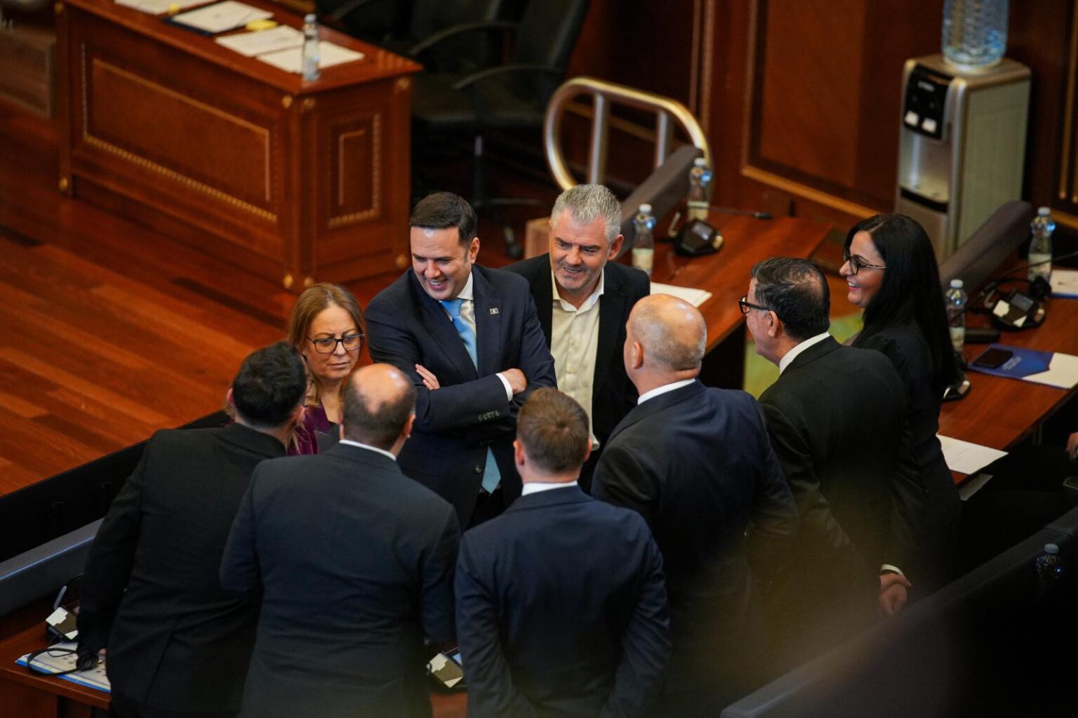 Deputeti i LDK-së flet për ftesën e Presidentes për takim