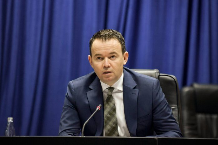 AGK kritikon fushatën e Faton Pecit ndaj TV Dukagjini