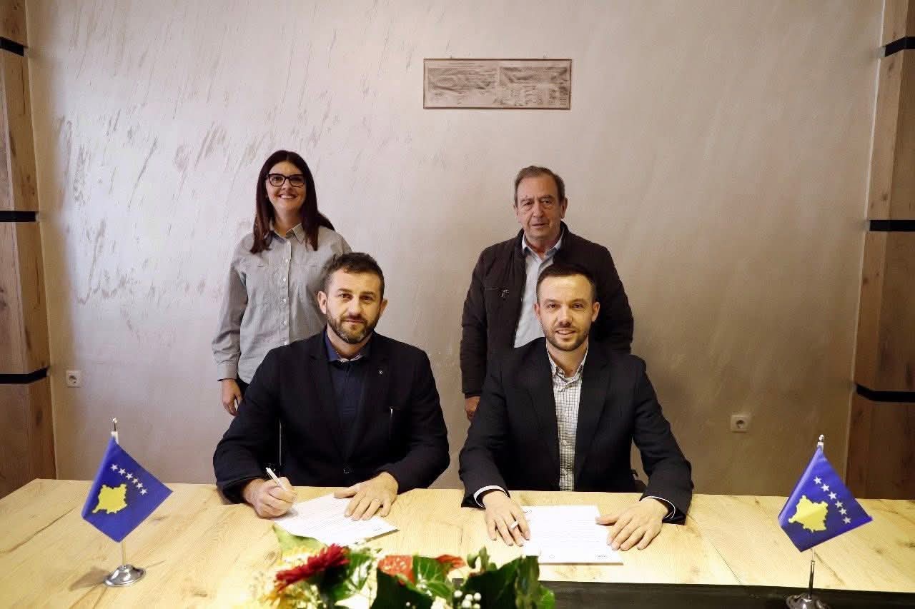 Komuniteti turk në Mitrovicë mbështet kandidatin Arian Tahiri