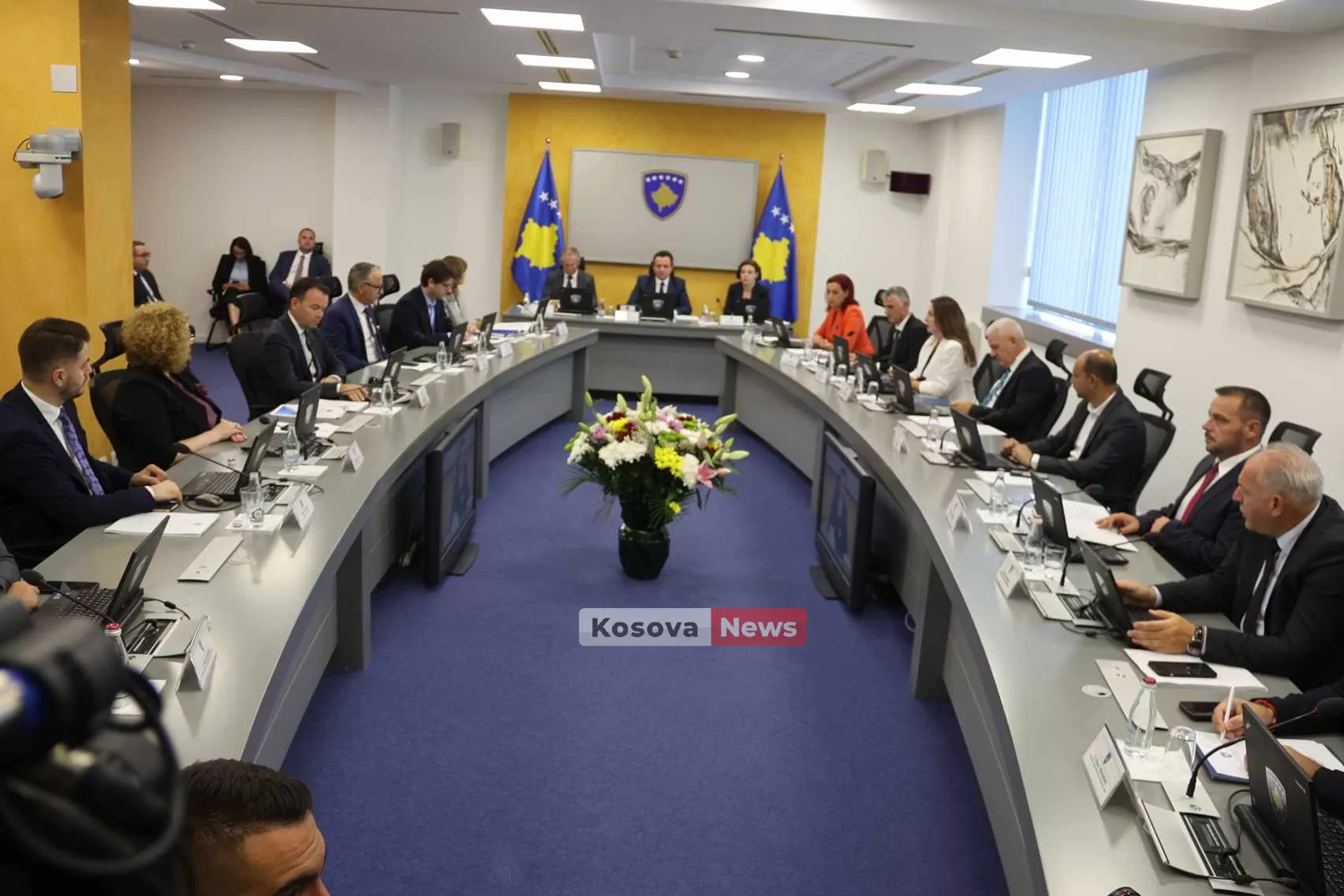 Mbledhja e qeverisë në detyrë nis sot në orën 09:30