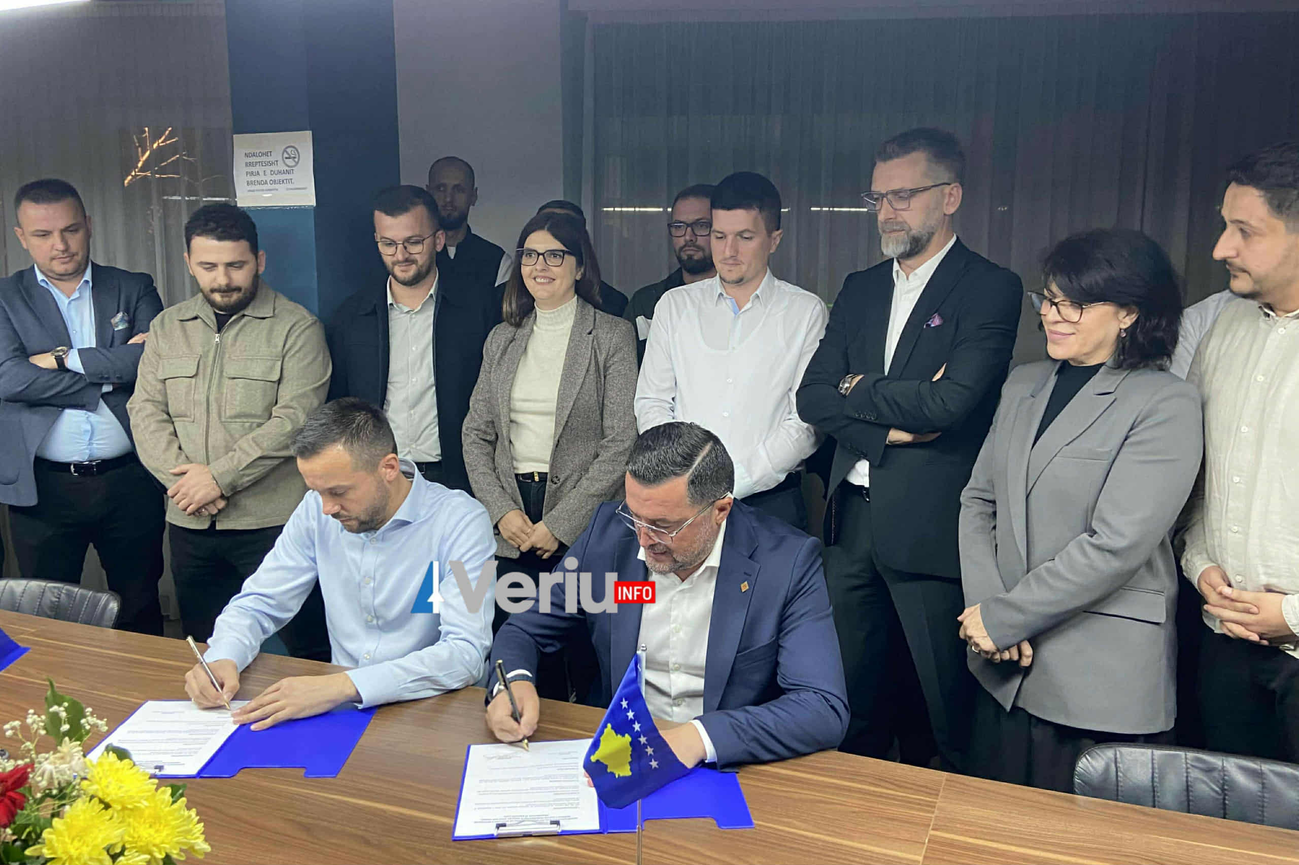 PDK dhe LDK arrijnë marrëveshje për koalicion në Mitrovicë