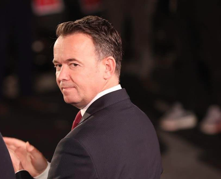 Reagimi i Faton Peci për koalicionin PDK-LDK në Mitrovicë