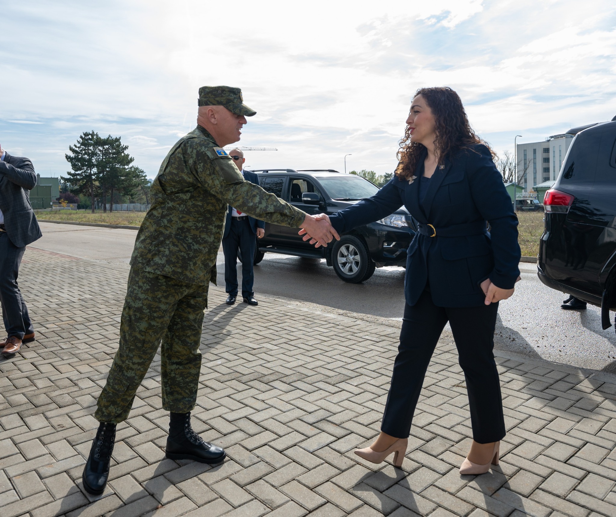 Presidentja Osmani viziton Njësinë Operacionale të FSK-së