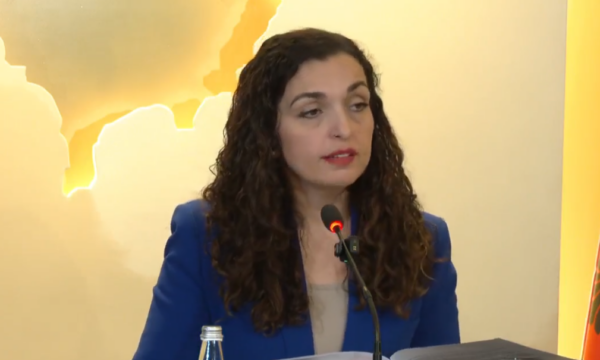 Vjosa Osmani komenton mundësinë e rikandidimit presidencial