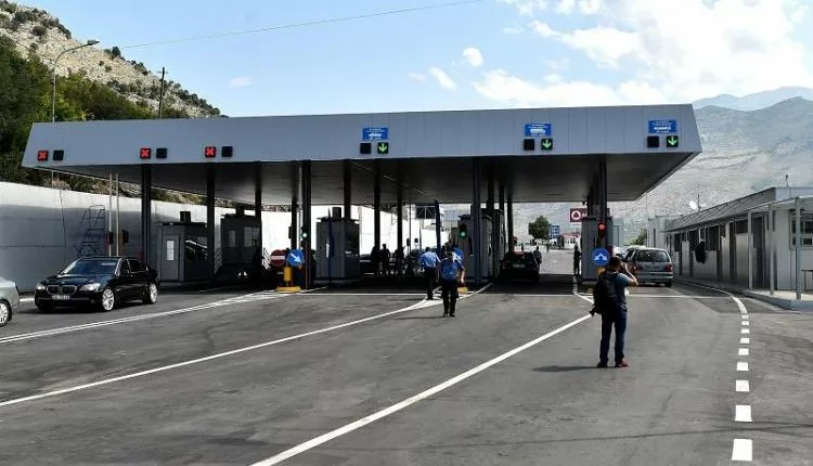 AKU ndalon kamionin me 25 ton misër nga Serbia në Shkodër