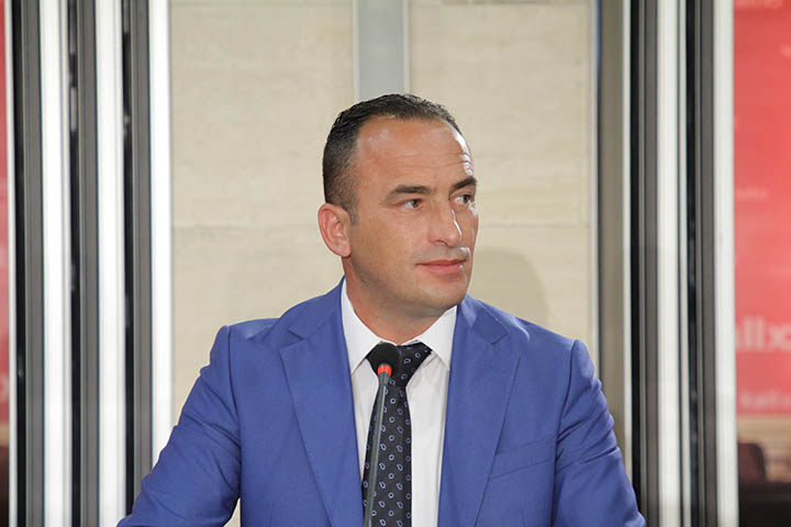 Thaçi fiton kryesimin e Obiliqit me 274 vota diferencë