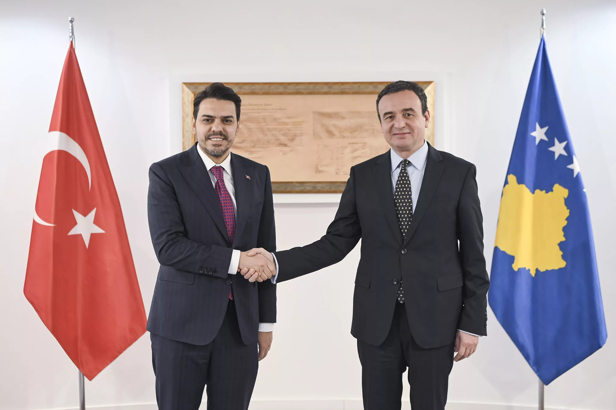 Kryeministri Kurti takon presidentin e TİKA-s për projekte të reja