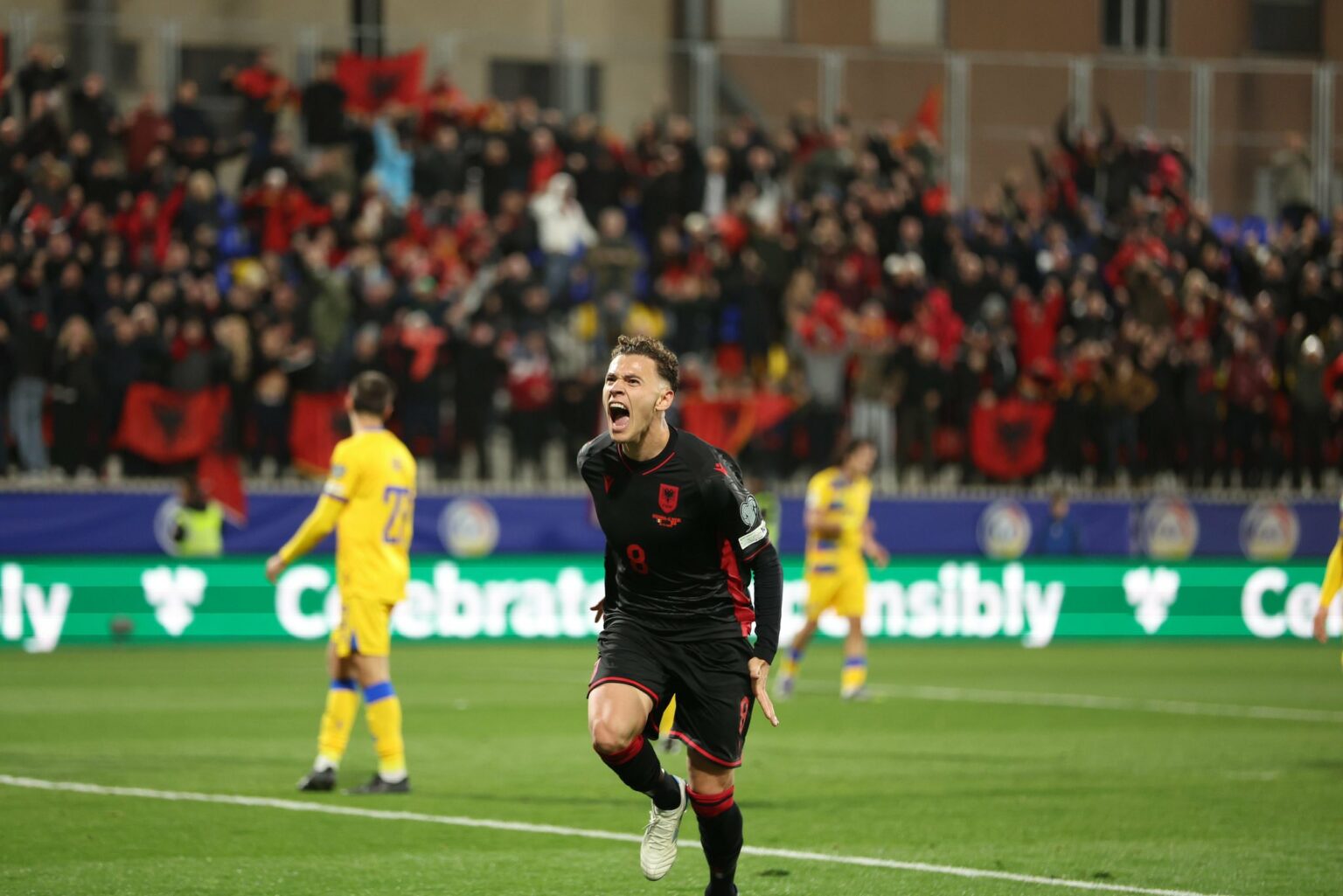 Shqipëria triumfon ndaj Andorrës, siguron “Play Off” 2026