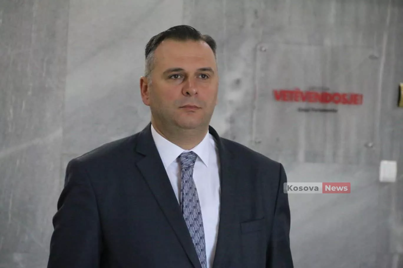 Deputeti Bajqinovci kritikon Kusarin mbi komisionin e RTK-së